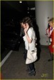 /album/airport-casual/selena-gomez-lax-airport-06-jpg/